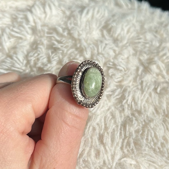 Vintage Silver Ring - Picture 15 of 16